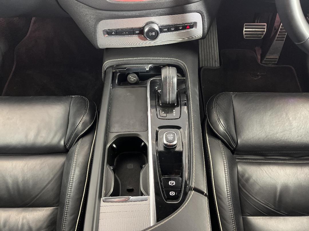 Photo '18' of Volvo XC90