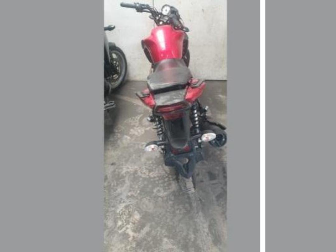 Photo '4' of Yamaha YS125A L Photo '4' of Yamaha YS125A L