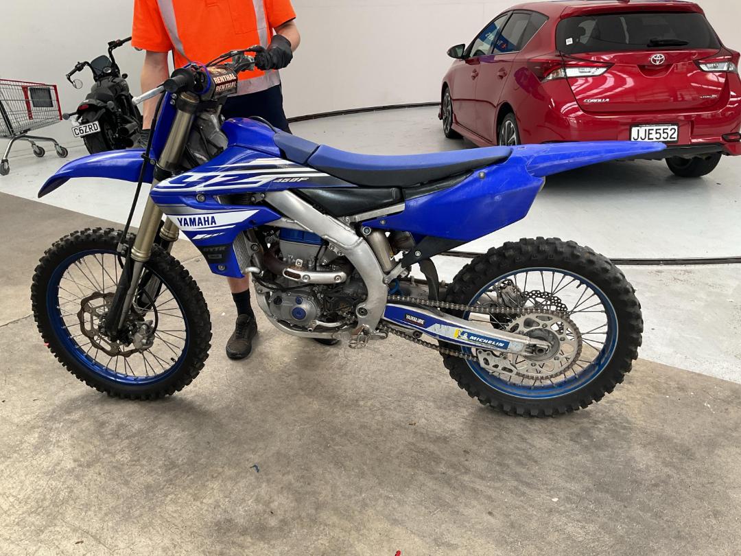 Photo '5' of Yamaha YZ450F Photo '5' of Yamaha YZ450F