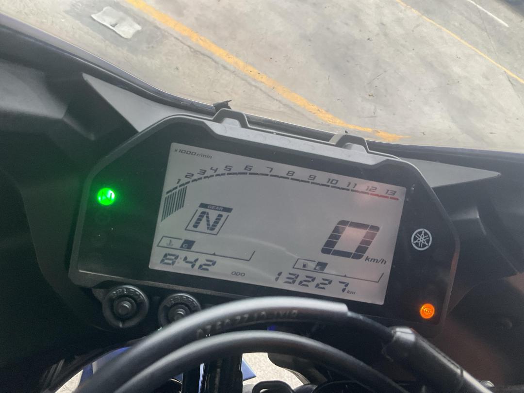 Photo '7' of Yamaha YZF-R3A N