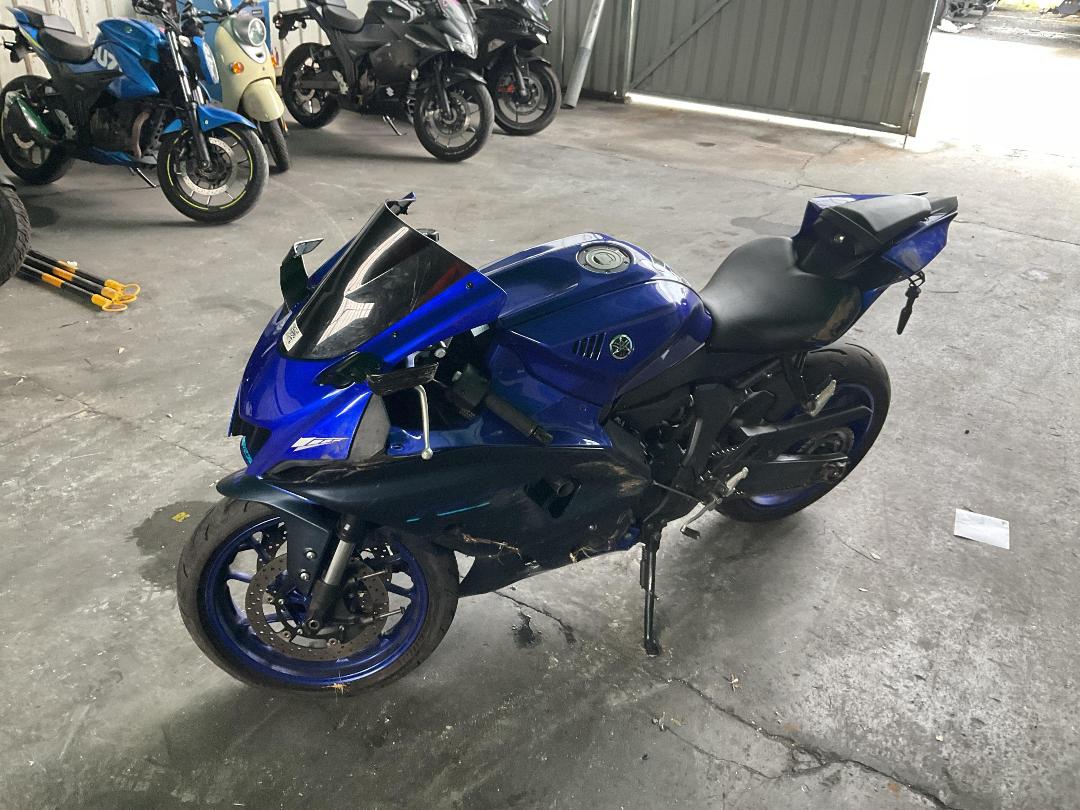 Photo '4' of Yamaha YZF-R7HO N