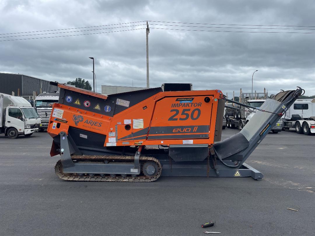 Photo '4' of Arjes Impaktor 250 II EVO II Crusher Photo '4' of Arjes Impaktor 250 II EVO II Crusher