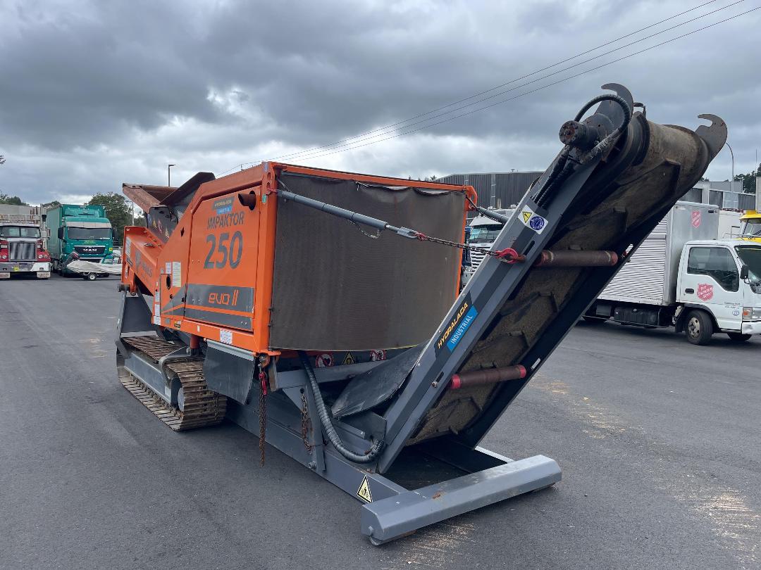 Photo '3' of Arjes Impaktor 250 II EVO II Crusher Photo '3' of Arjes Impaktor 250 II EVO II Crusher