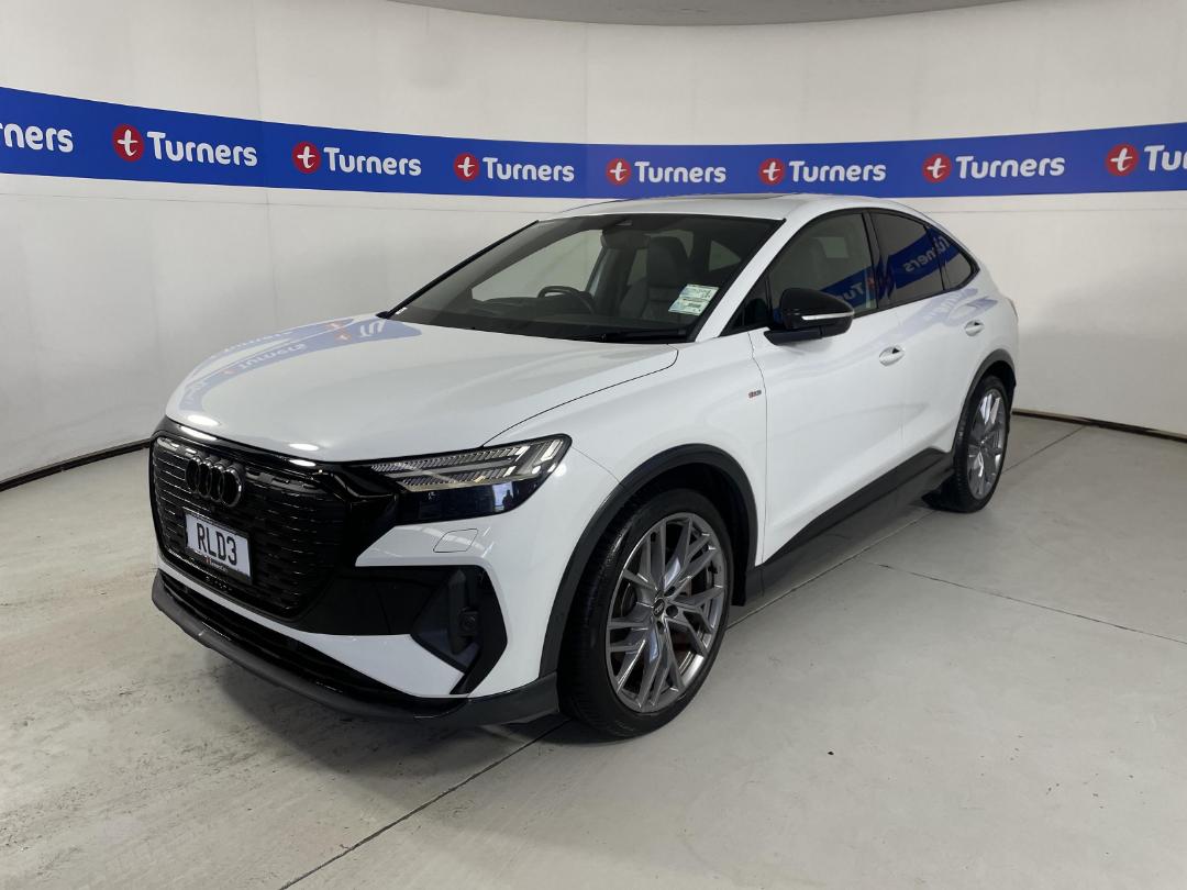 Photo '4' of Audi Q4 E-Tron