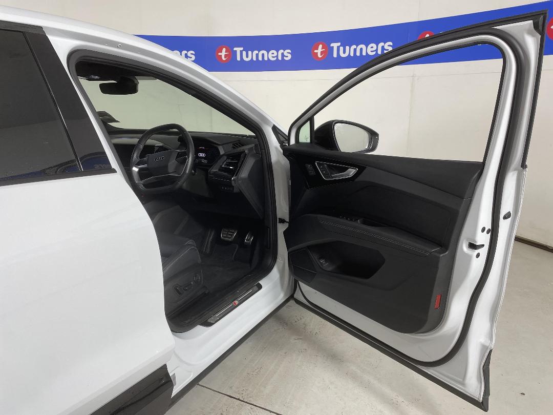 Photo '15' of Audi Q4 E-Tron