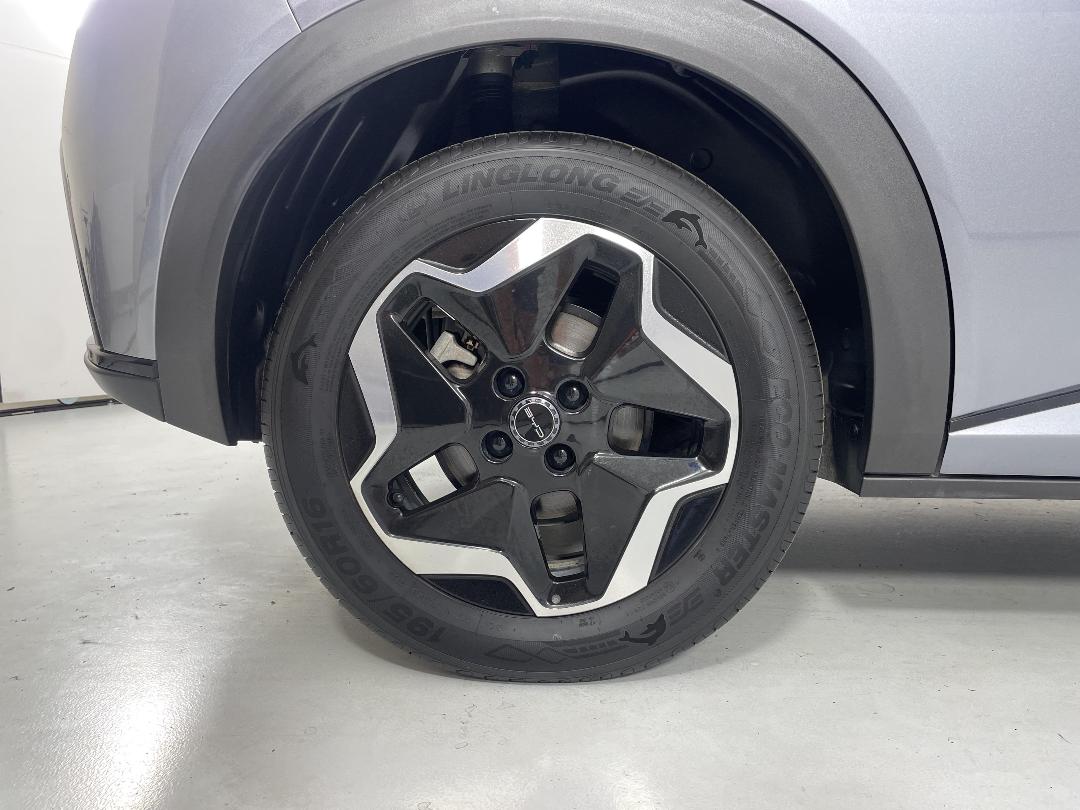 Photo '12' of BYD Dolphin