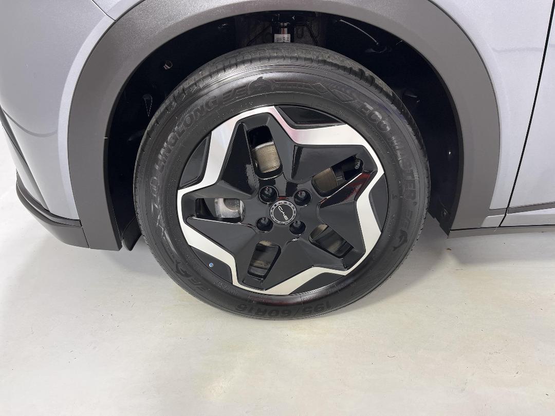 Photo '10' of BYD Dolphin