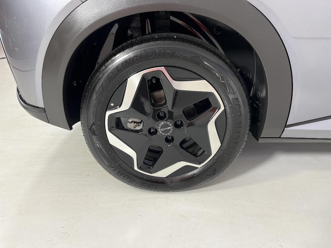 Photo '12' of BYD Dolphin