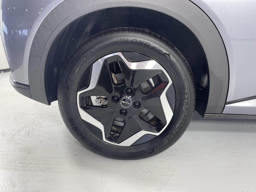 Photo '12' of BYD Dolphin