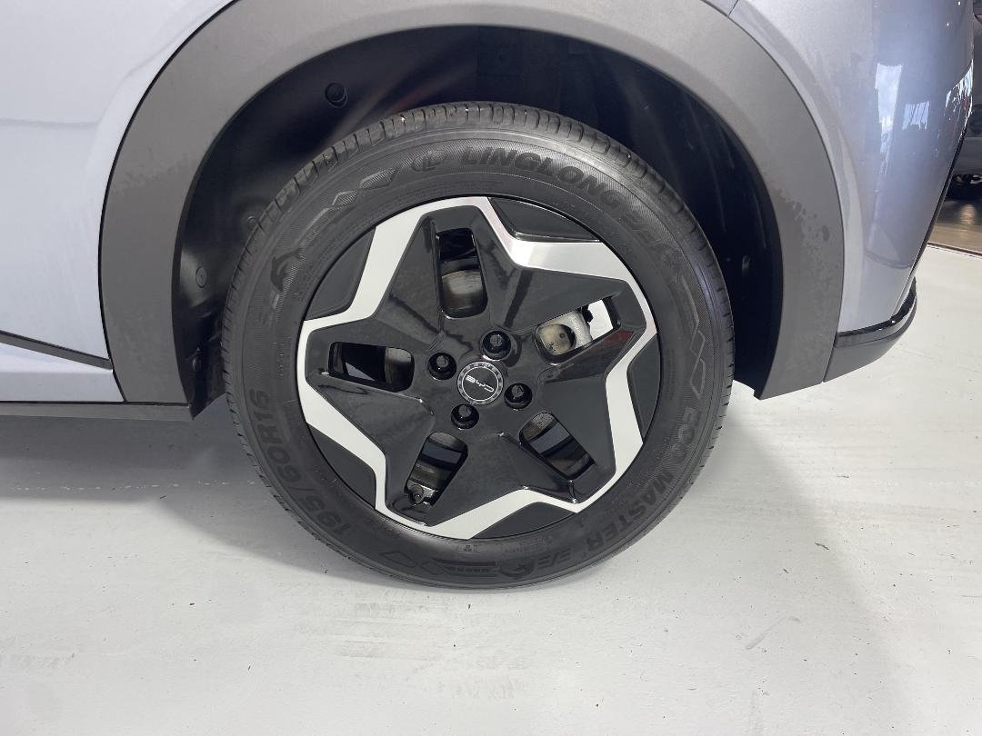 Photo '11' of BYD Dolphin