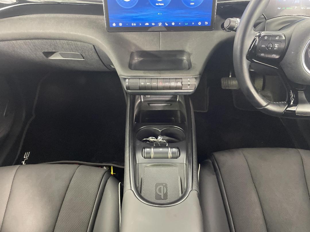 Photo '18' of BYD Dolphin