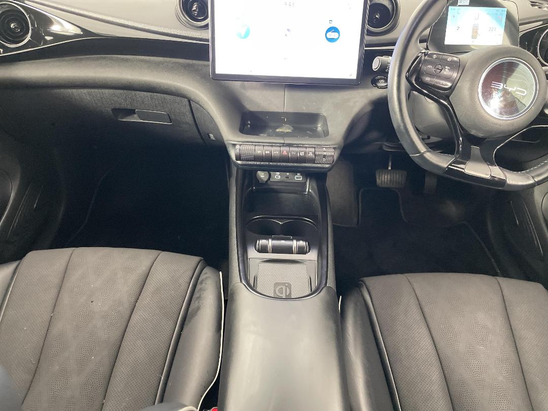 Photo '18' of BYD Dolphin