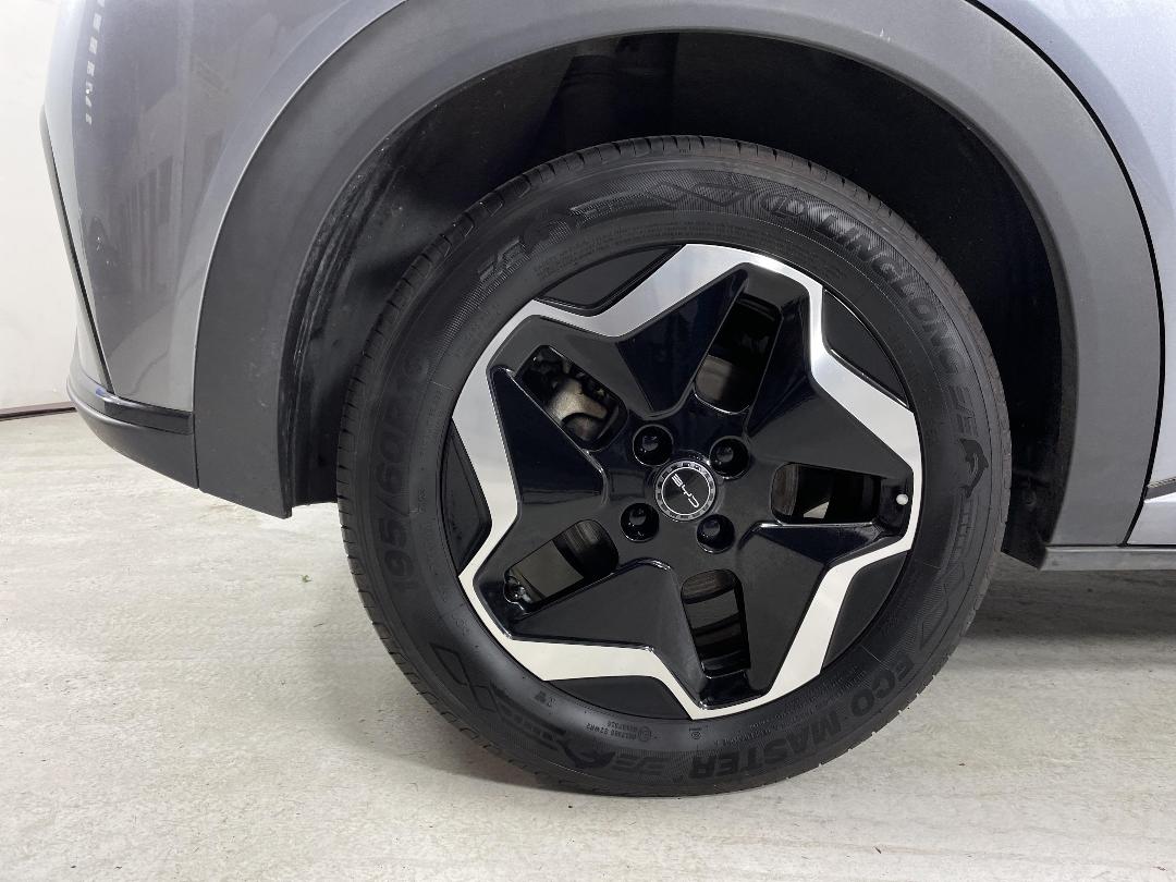 Photo '12' of BYD Dolphin