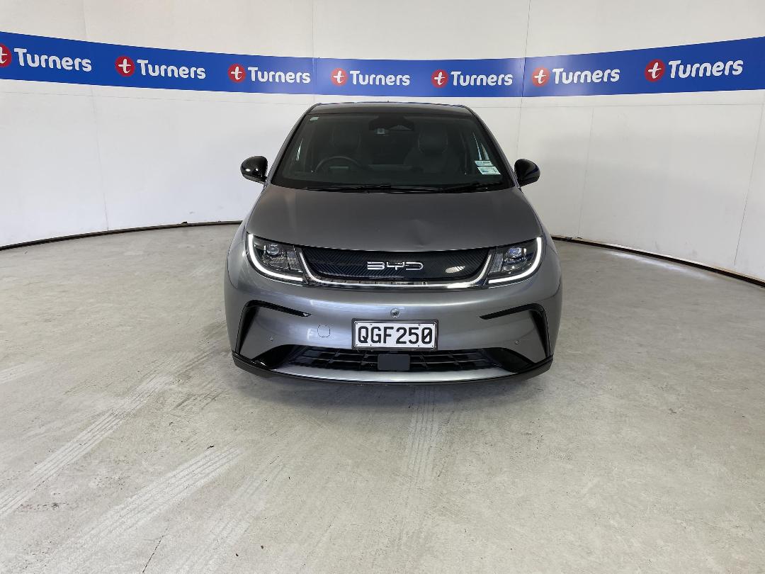 Photo '2' of BYD Dolphin Photo '2' of BYD Dolphin