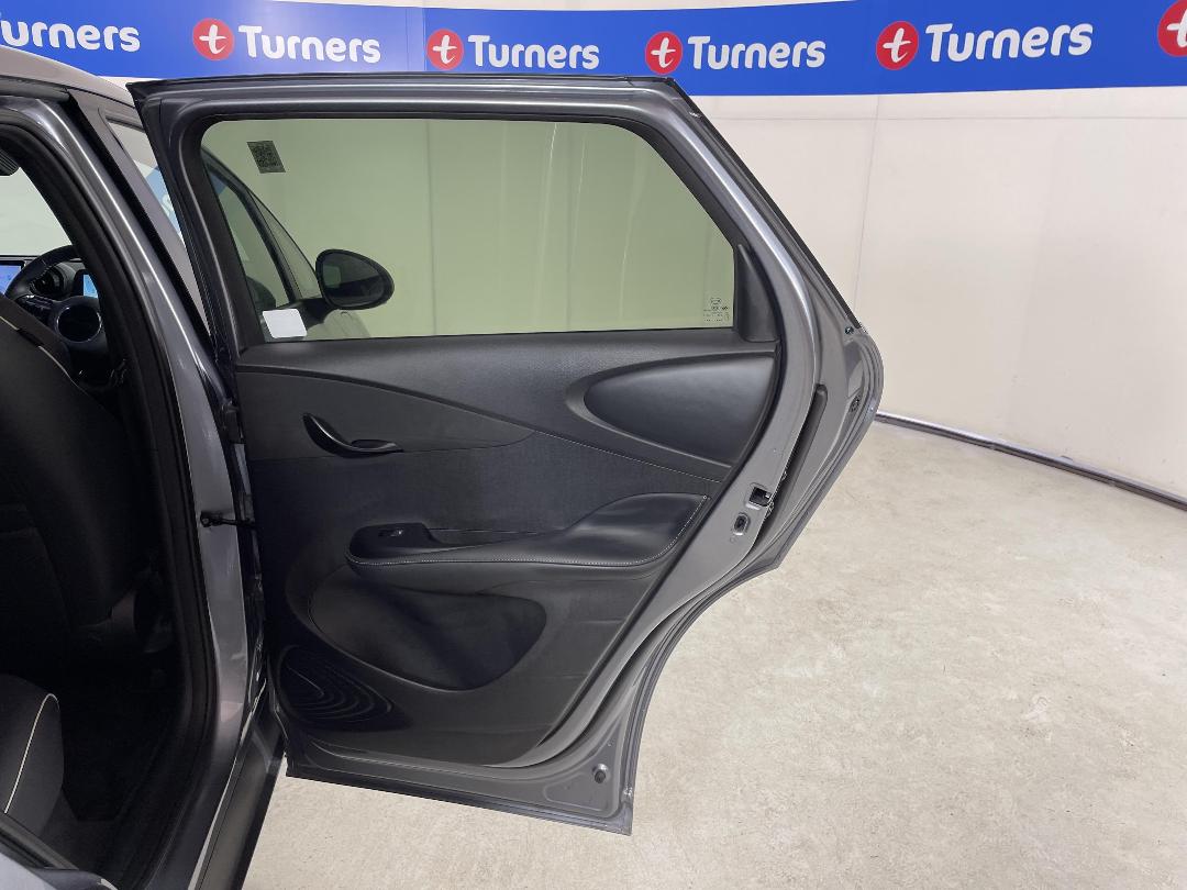 Photo '19' of BYD Dolphin Photo '19' of BYD Dolphin