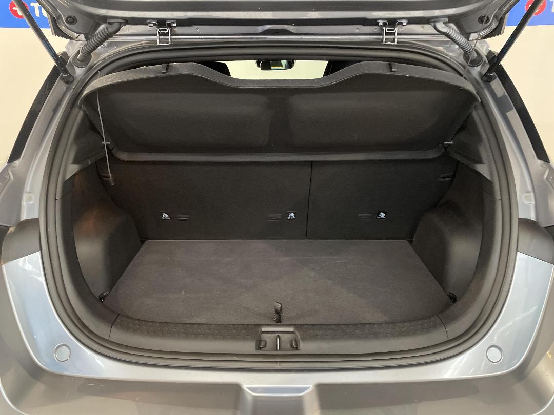 Photo '14' of BYD Dolphin