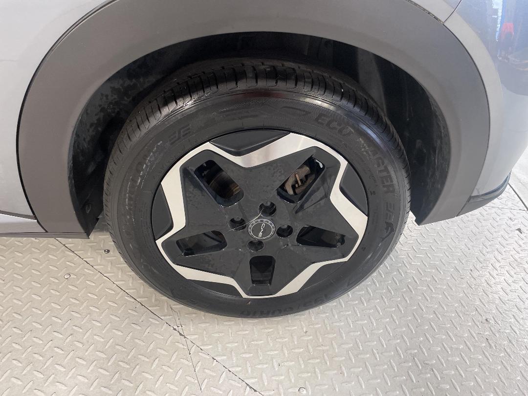 Photo '11' of BYD Dolphin