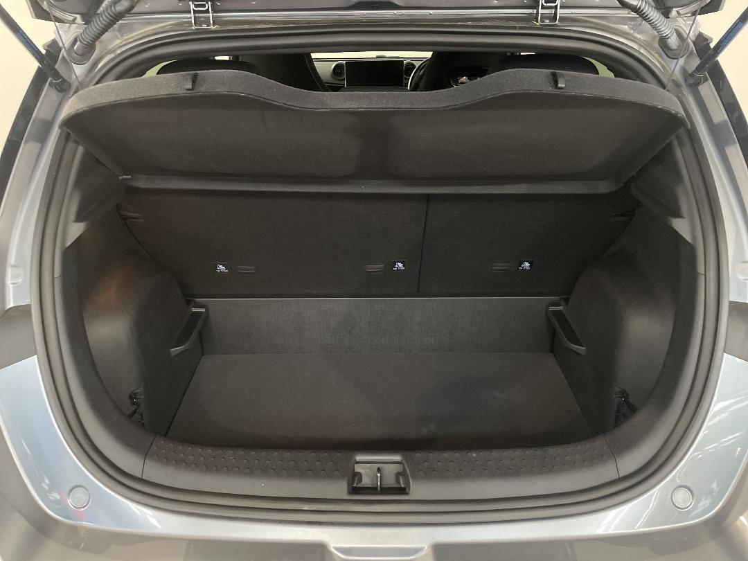 Photo '14' of BYD Dolphin