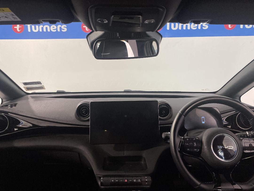 Photo '17' of BYD Dolphin