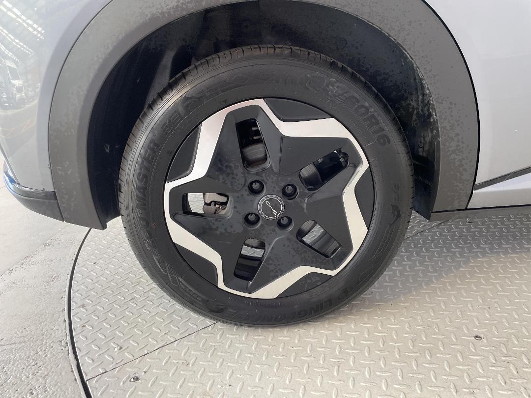 Photo '12' of BYD Dolphin