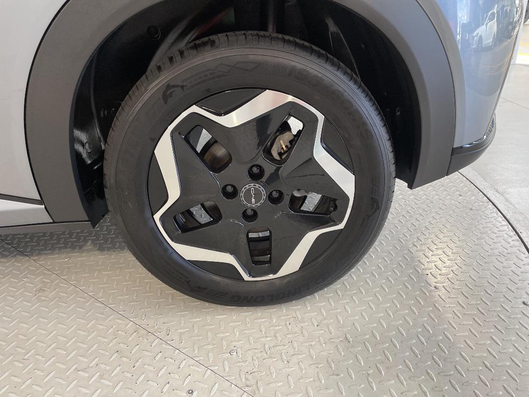 Photo '11' of BYD Dolphin