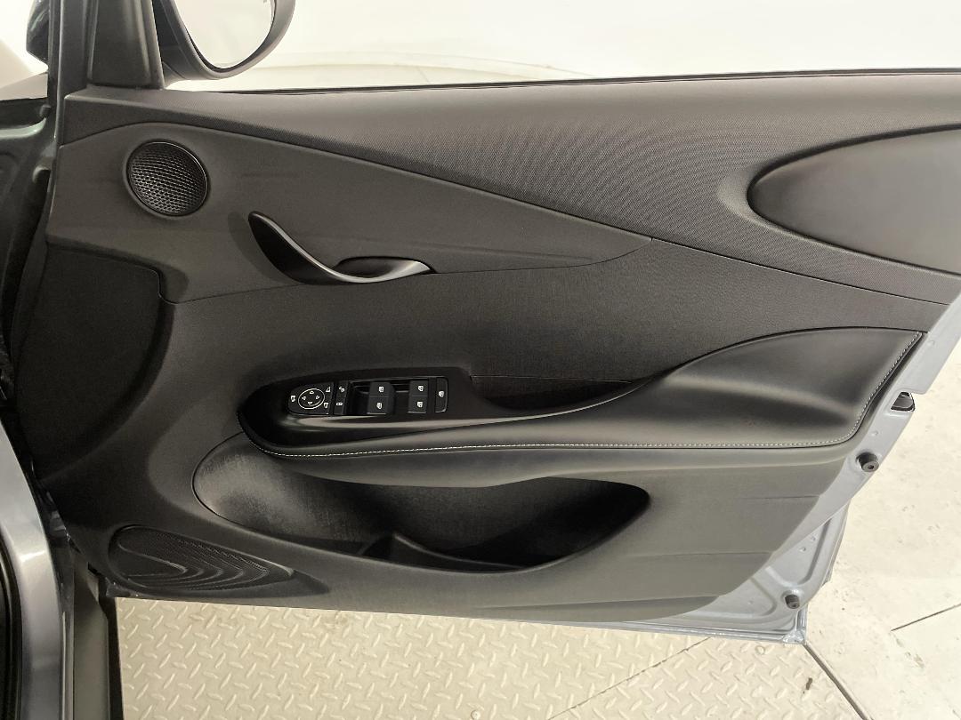 Photo '15' of BYD Dolphin Photo '15' of BYD Dolphin