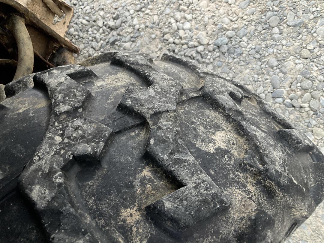 Photo '11' of CAN-AM DEFENDER