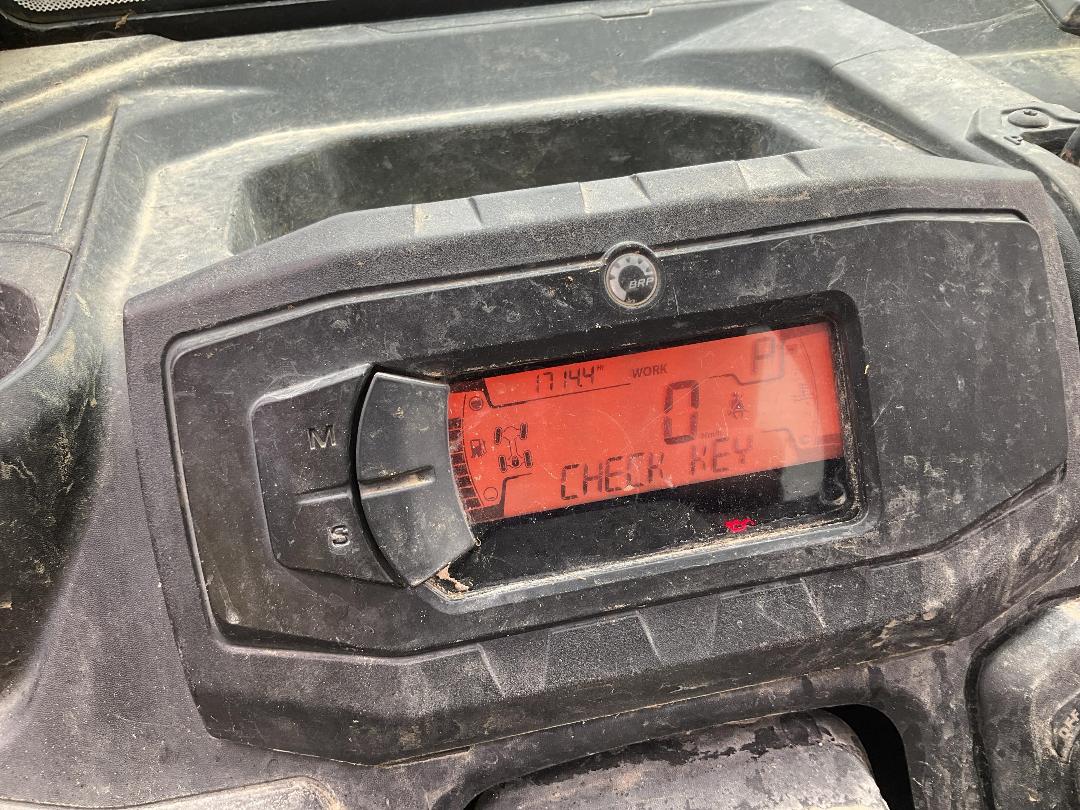 Photo '16' of CAN-AM DEFENDER