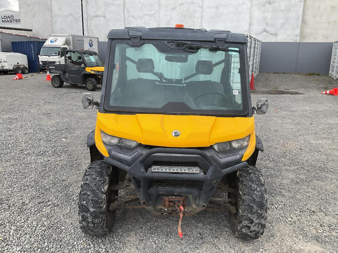 Photo '9' of CAN-AM HD9 DEFENDER