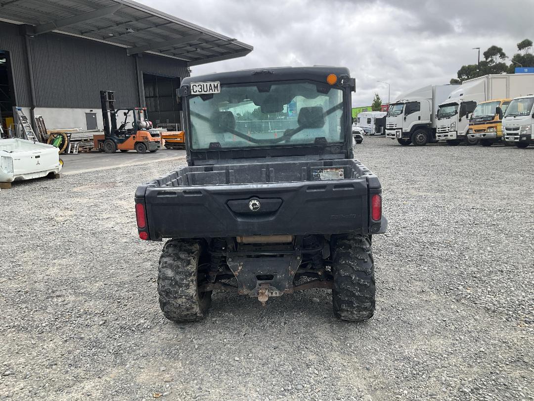 Photo '7' of CAN-AM HD9 DEFENDER