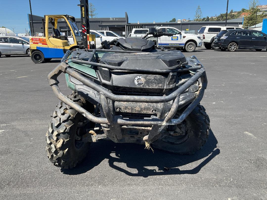 Photo '8' of Can-Am Outlander Photo '8' of Can-Am Outlander