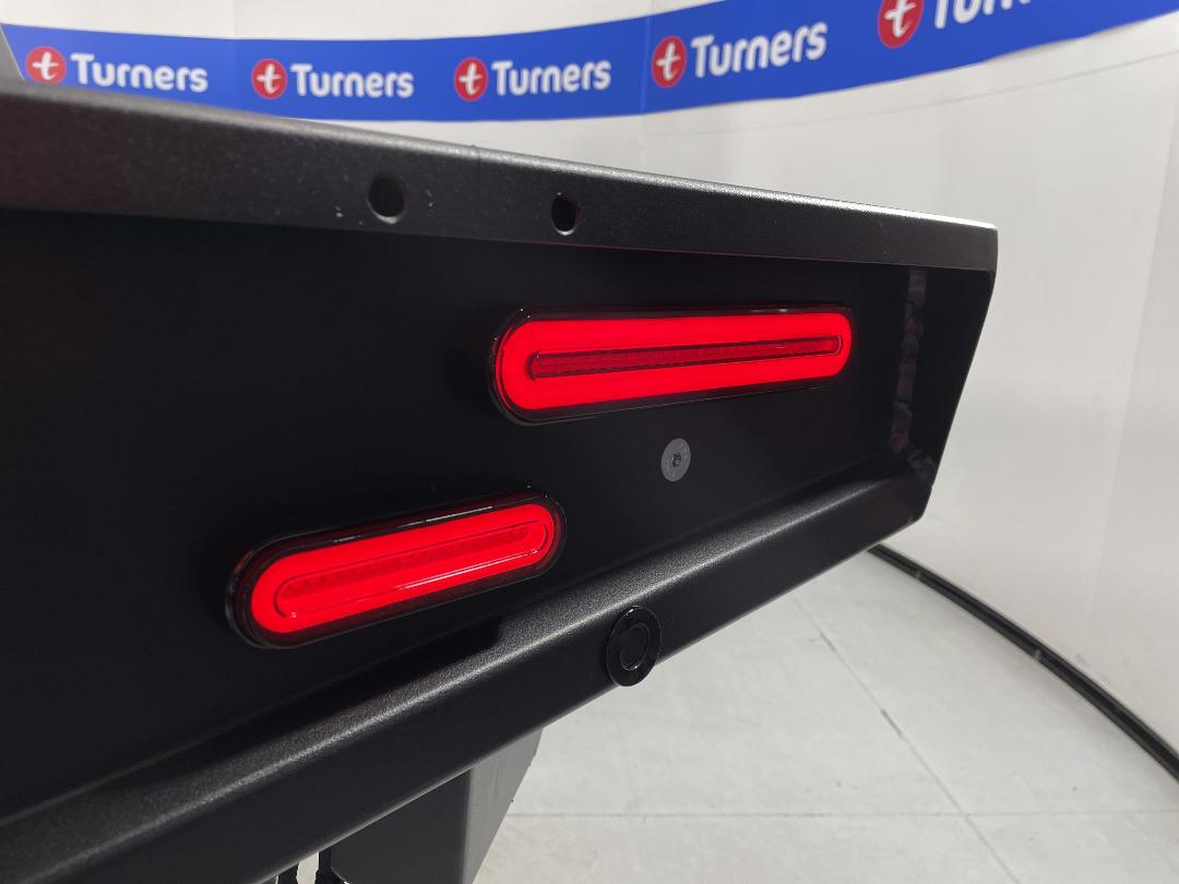 Photo '14' of Chevrolet Silverado 1500