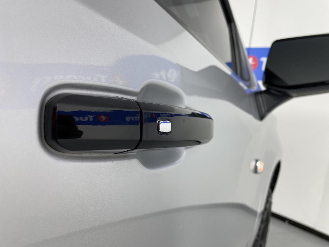 Photo '26' of Chevrolet Silverado 1500