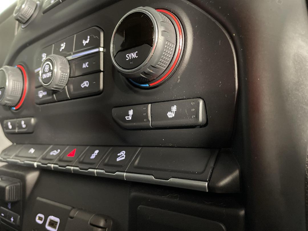 Photo '29' of Chevrolet Silverado 1500