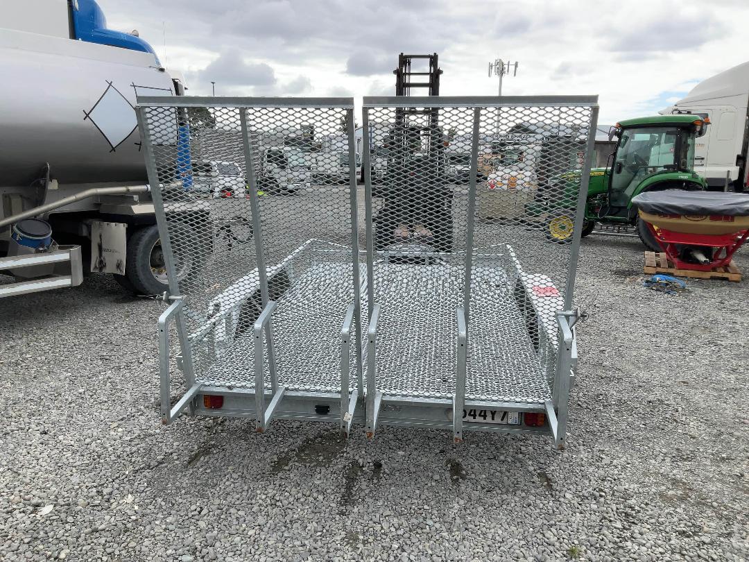 Photo '4' of COMPASS DNTT106B Transport - Tandem Photo '4' of COMPASS DNTT106B Transport - Tandem