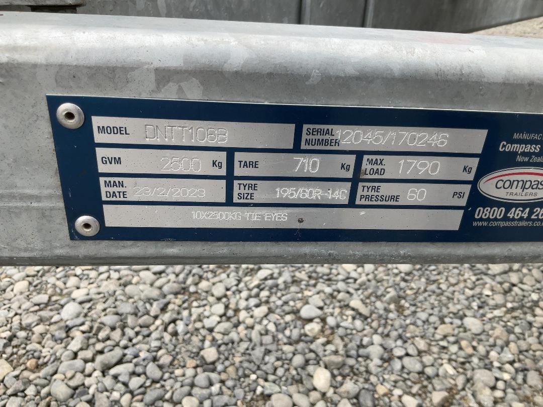 Photo '9' of COMPASS DNTT106B Transport - Tandem Photo '9' of COMPASS DNTT106B Transport - Tandem