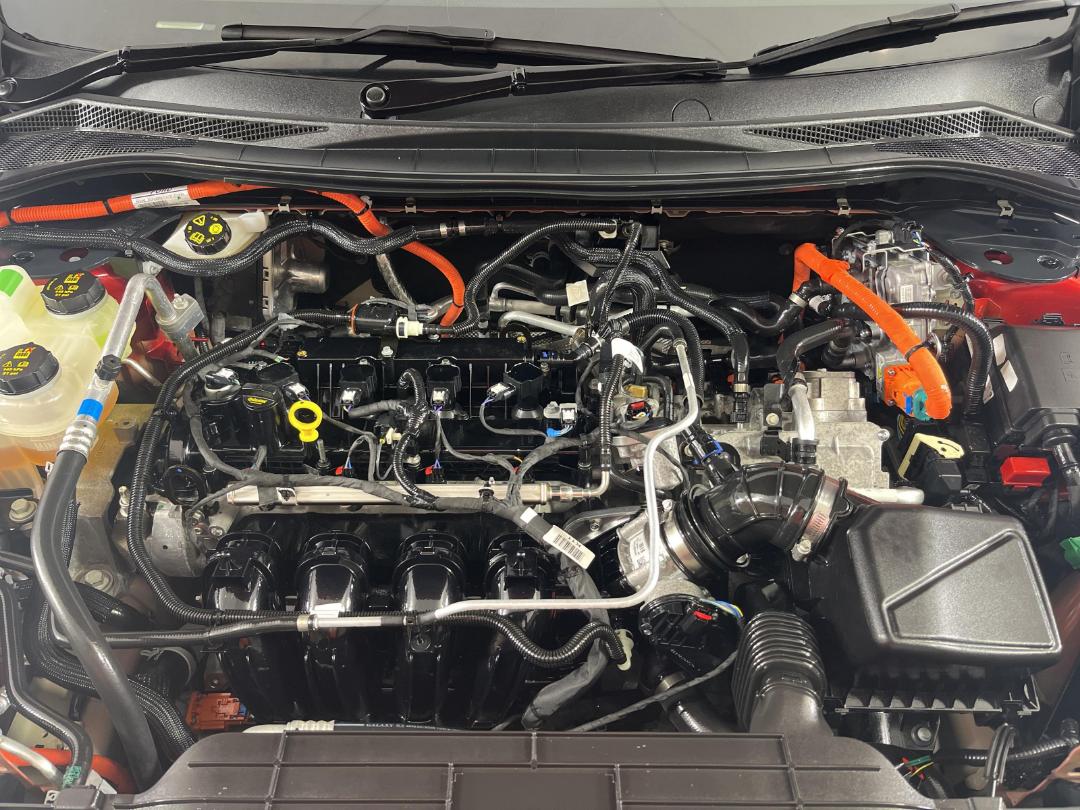 Photo '13' of Ford Escape