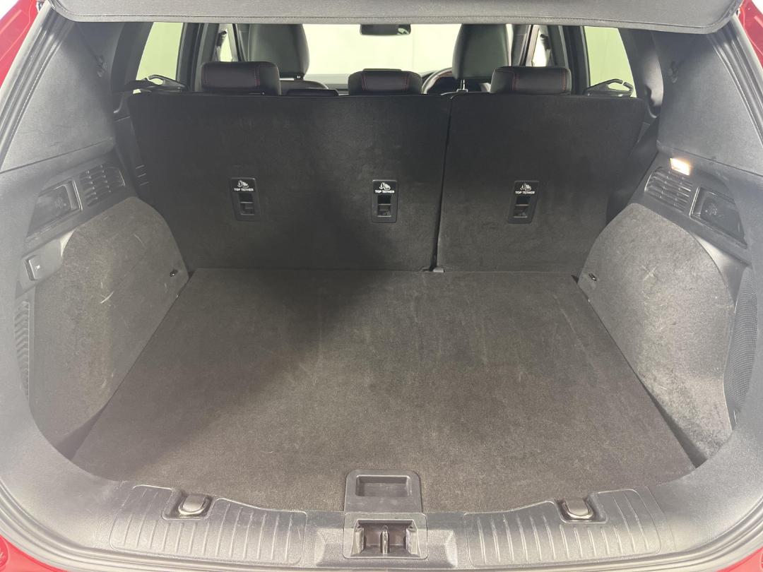 Photo '14' of Ford Escape