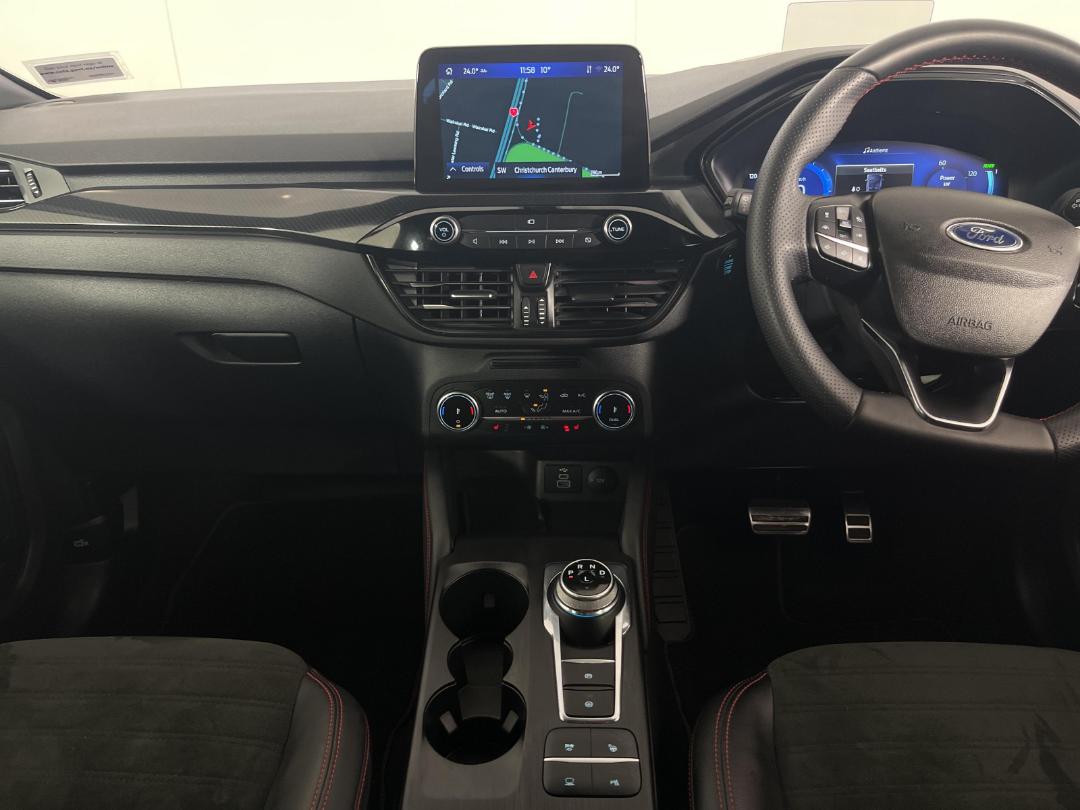 Photo '18' of Ford Escape