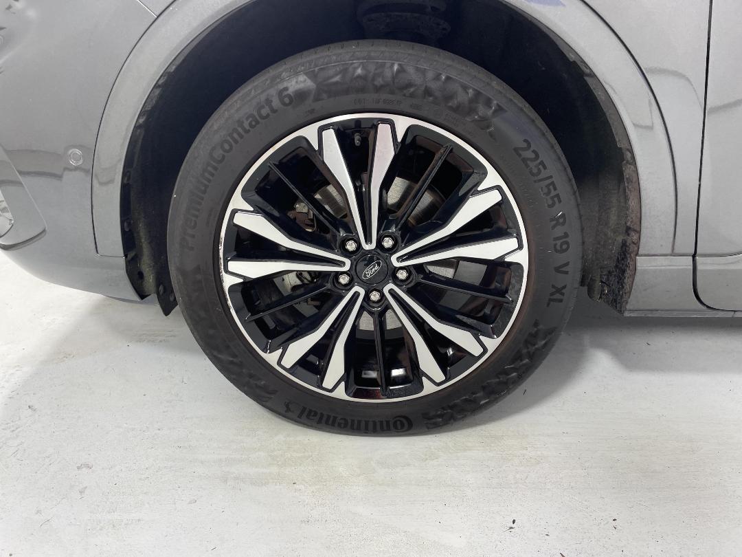 Photo '10' of Ford Escape Photo '10' of Ford Escape