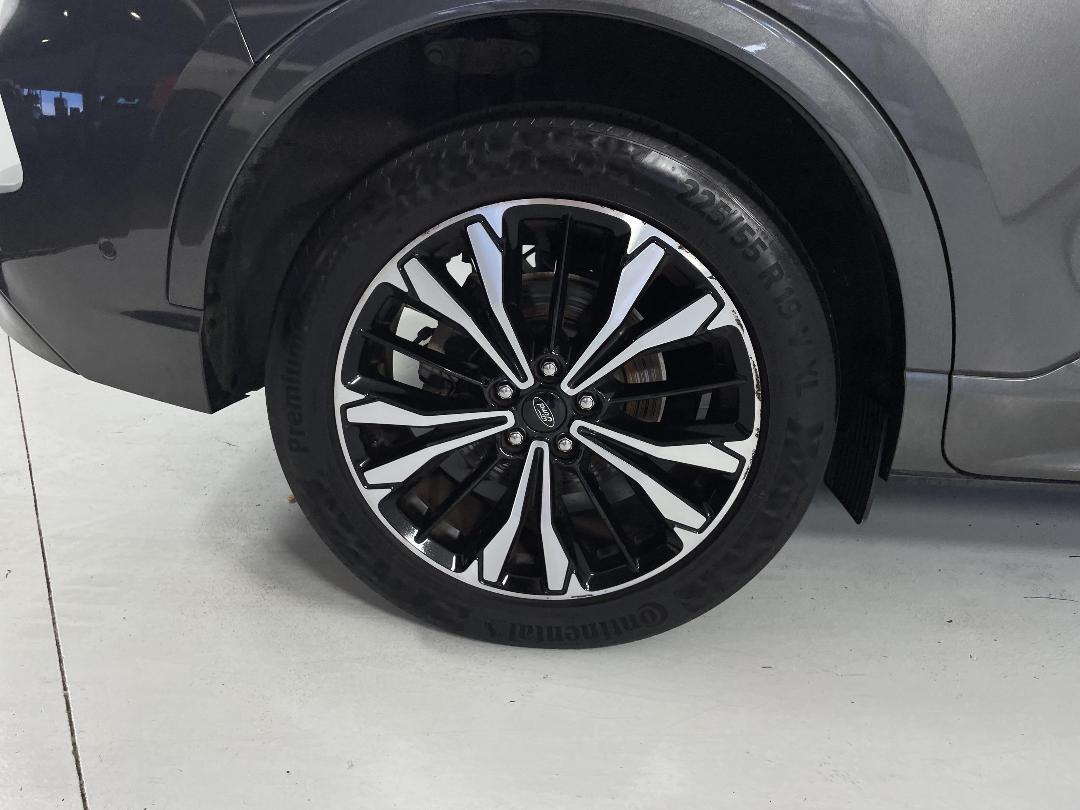 Photo '12' of Ford Escape Photo '12' of Ford Escape