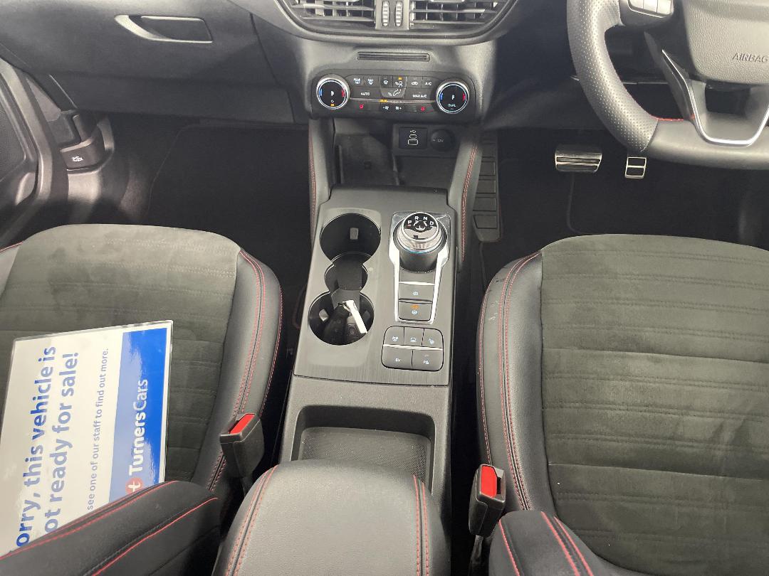 Photo '18' of Ford Escape Photo '18' of Ford Escape