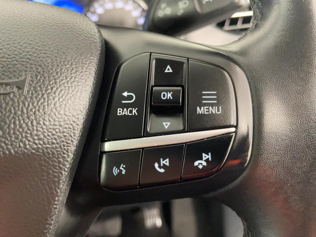 Photo '23' of Ford Escape