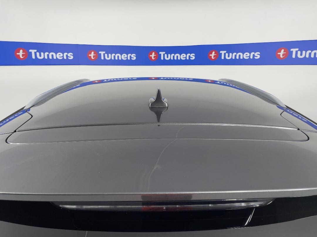 Photo '30' of Ford Escape