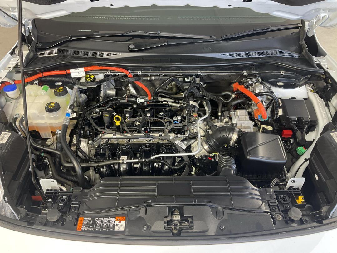 Photo '13' of Ford Escape