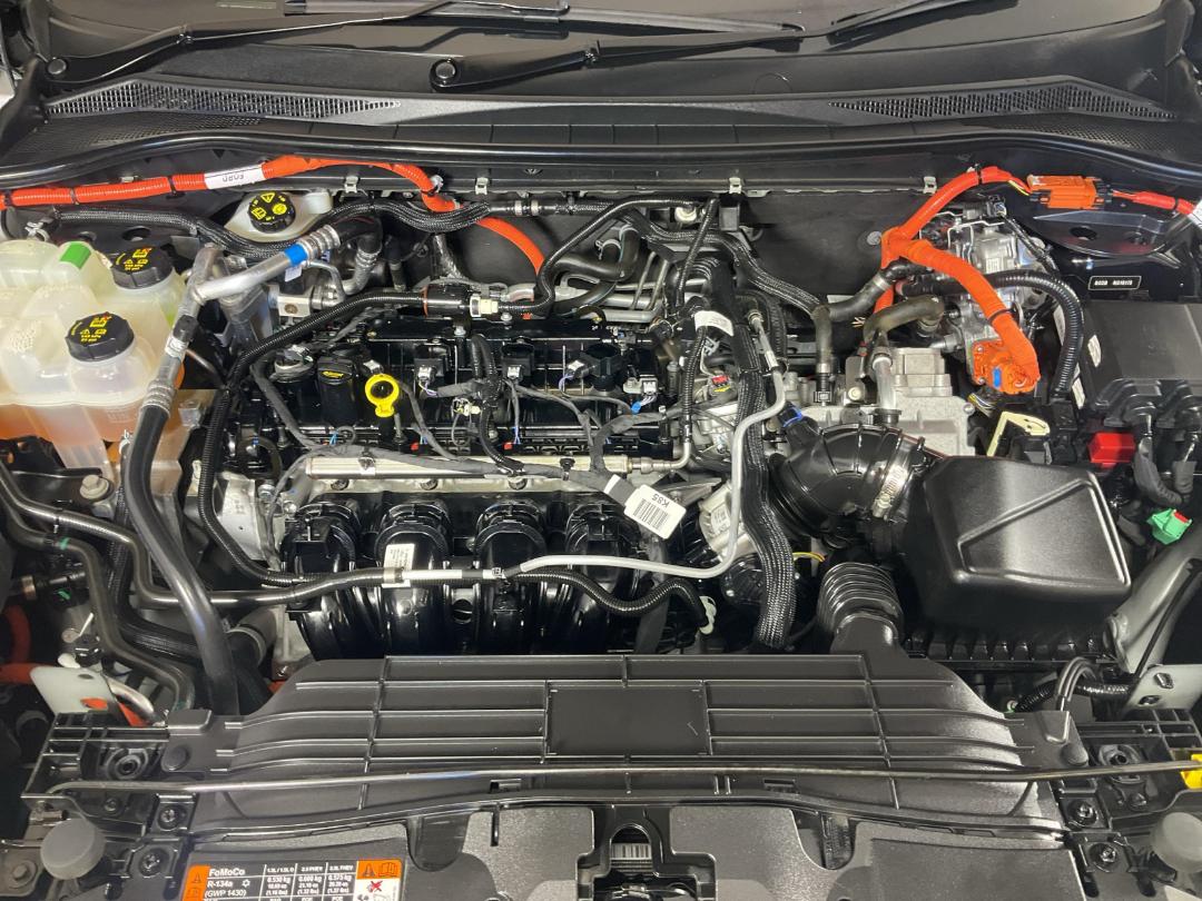 Photo '13' of Ford Escape