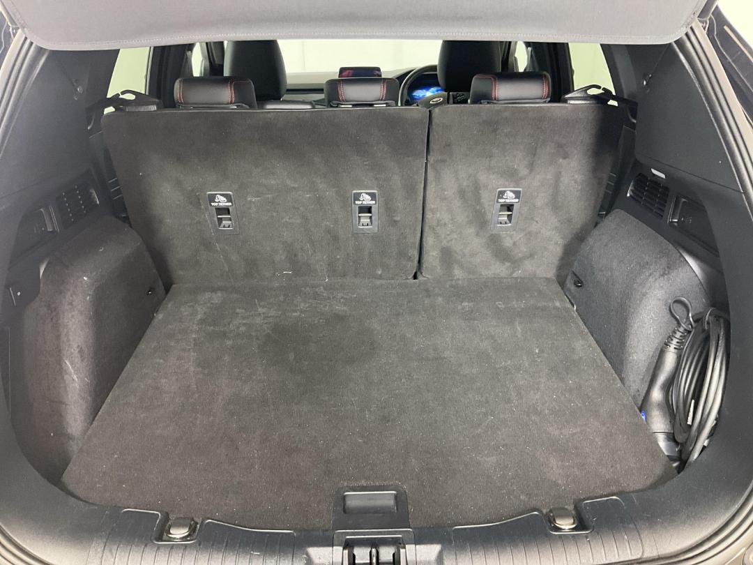 Photo '14' of Ford Escape