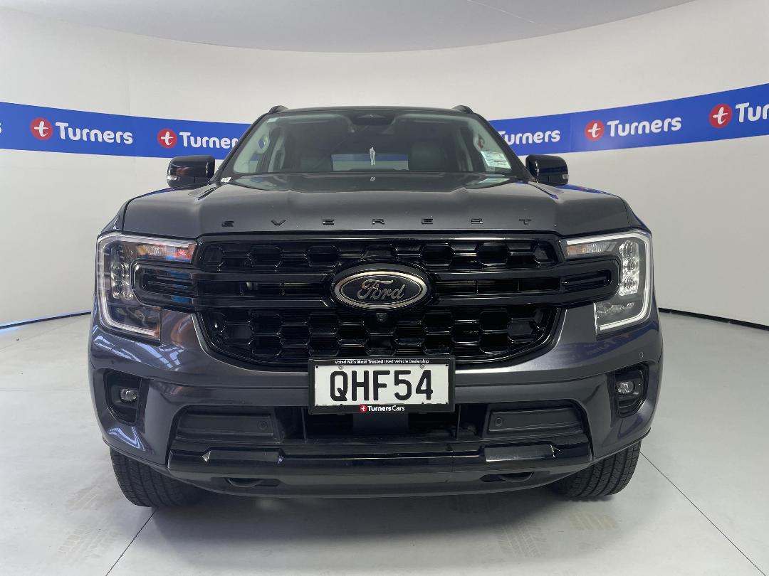 Photo '2' of Ford Everest