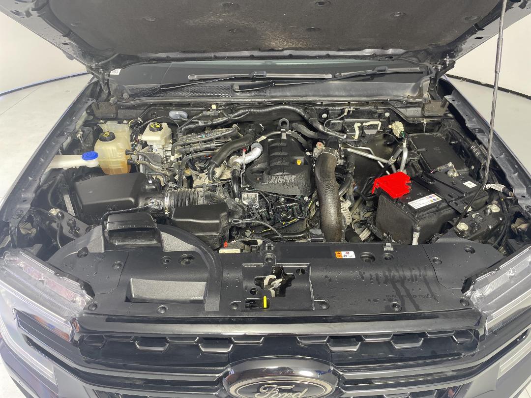 Photo '13' of Ford Everest