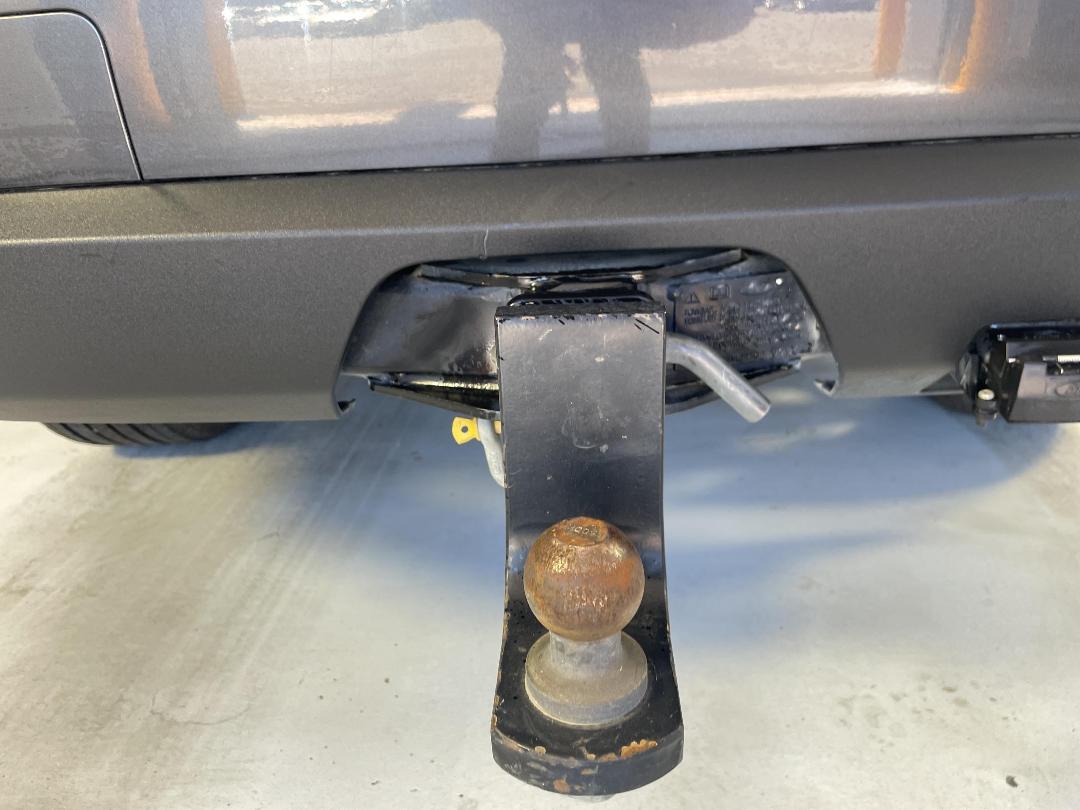 Photo '23' of Ford Everest